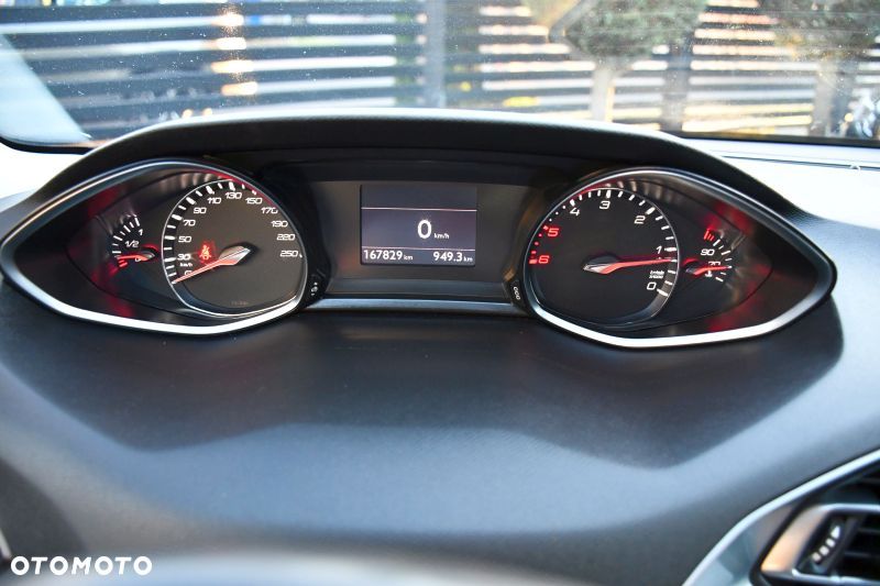 Peugeot 308 BlueHDi 150 Stop & Start Allure - 35
