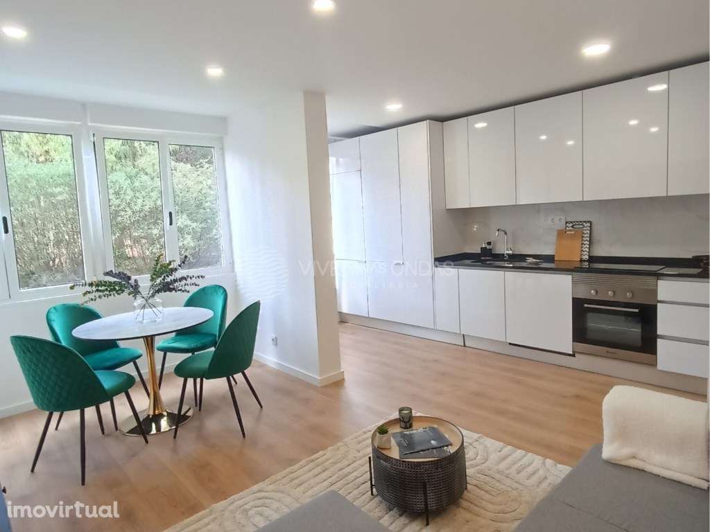 Apartamento T3 totalmente remodelado, com varanda, em Benfica. - Grande imagem: 5/15