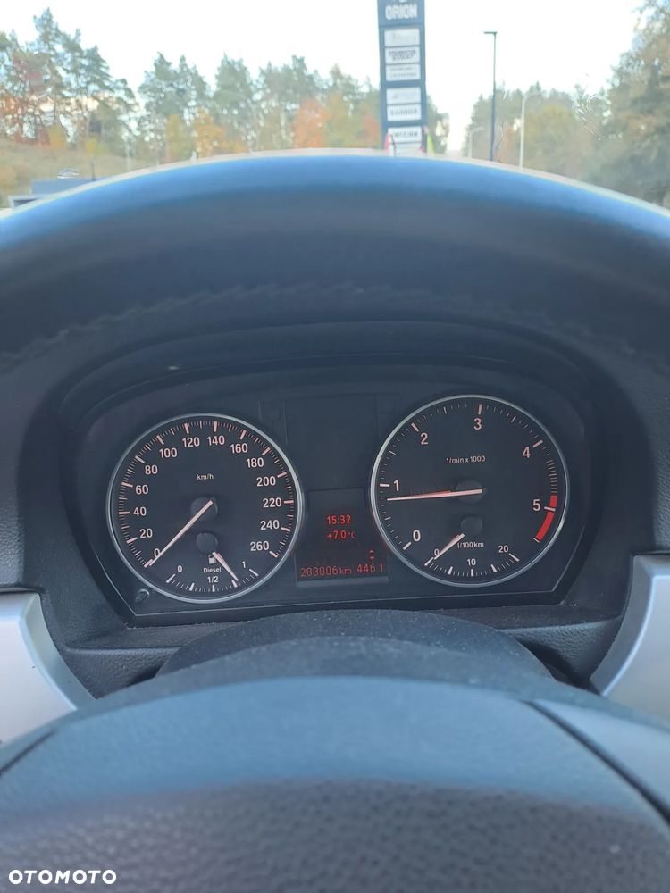 BMW Seria 3 320d - 11