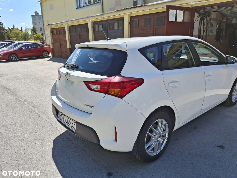 Toyota Auris 1.33 VVT-i Active - 5