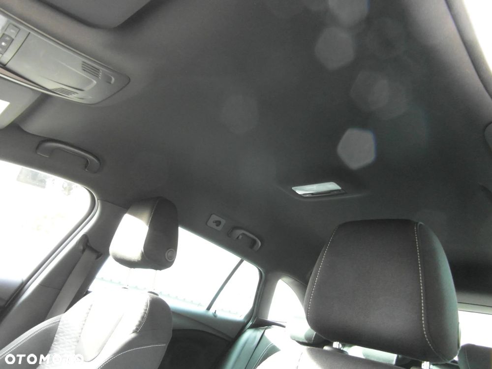 Opel Astra 1.4 T Dynamic - 29