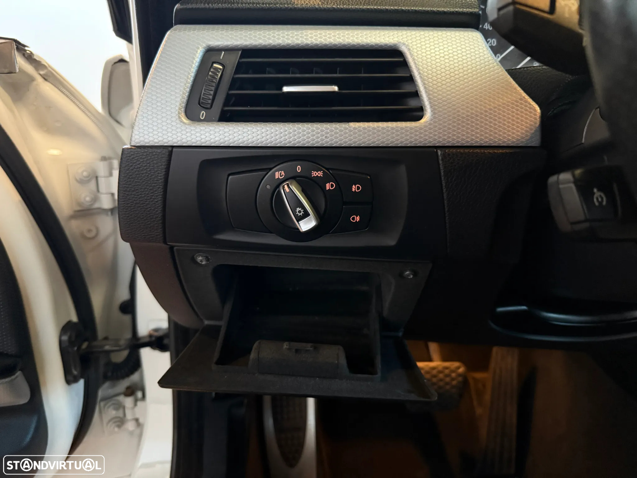 BMW 320 d Touring Navi. Sport Auto - 16