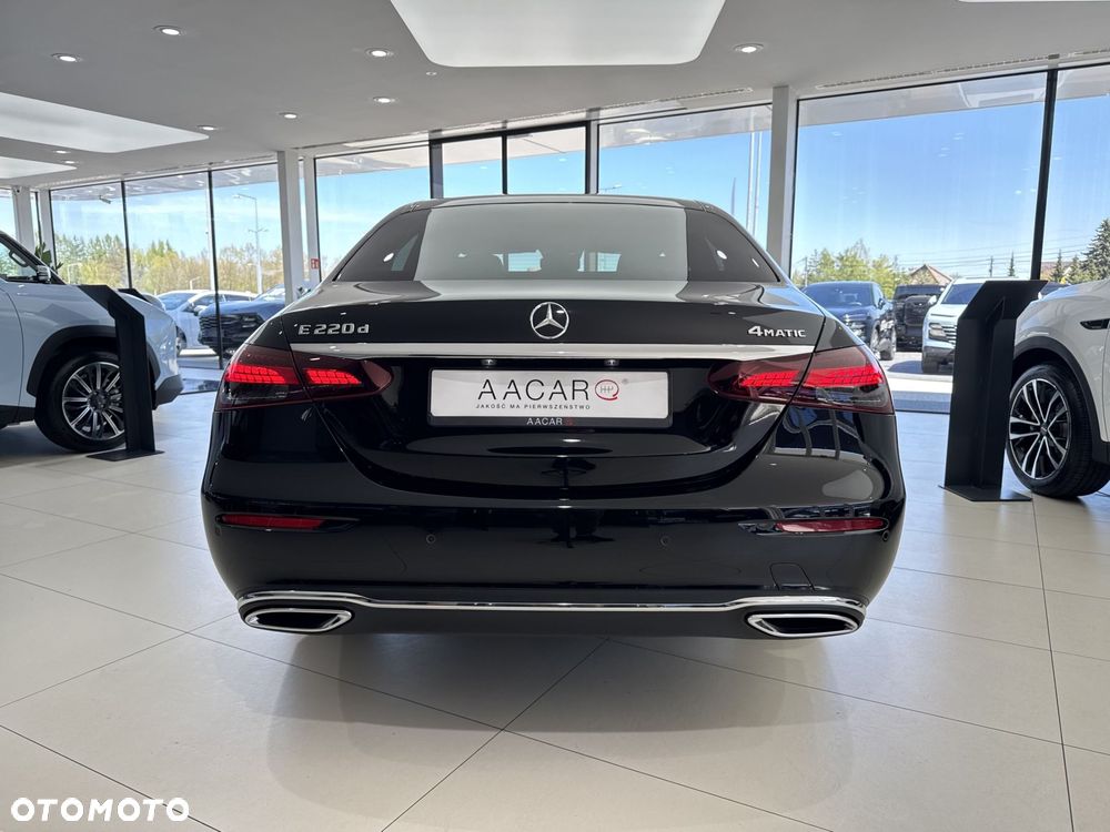 Mercedes-Benz Klasa E 220 d 4-Matic Avantgarde - 4