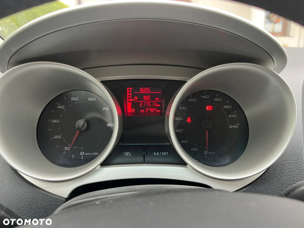 Seat Ibiza SC 1.4 16V Entry - 8