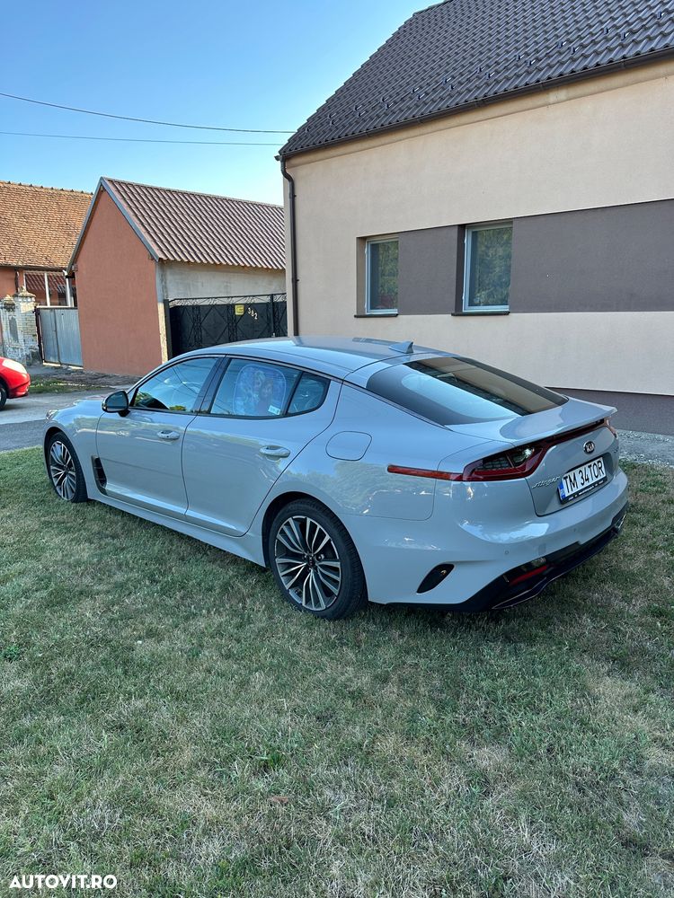 Kia Stinger 2.2 CRDI RWD GT Line - 11