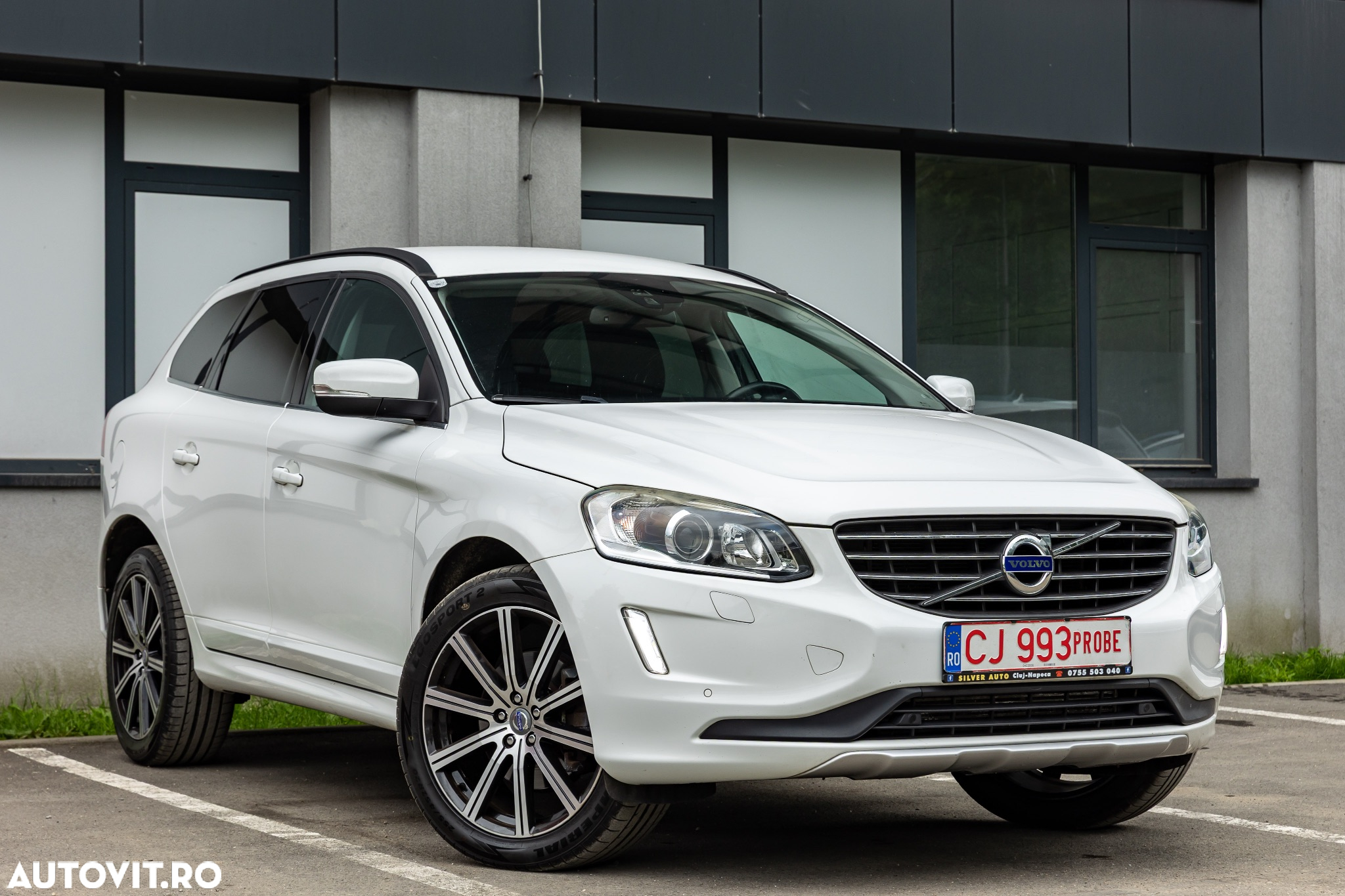 Volvo XC 60 D4 Geartronic Momentum Pro - 19