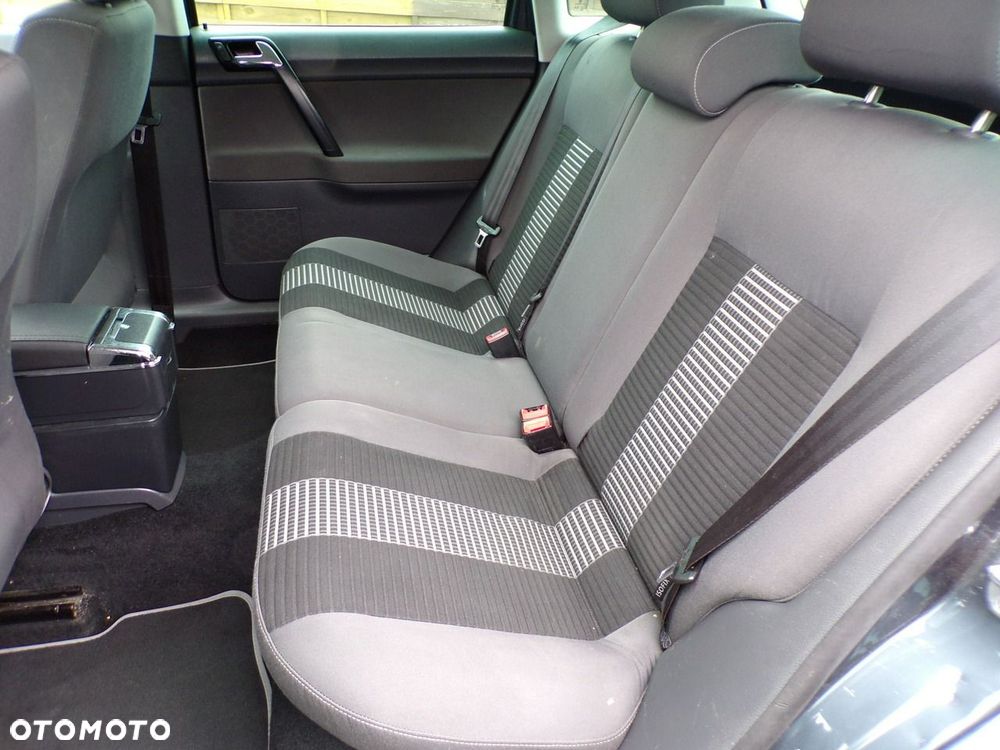 Volkswagen Polo - 24