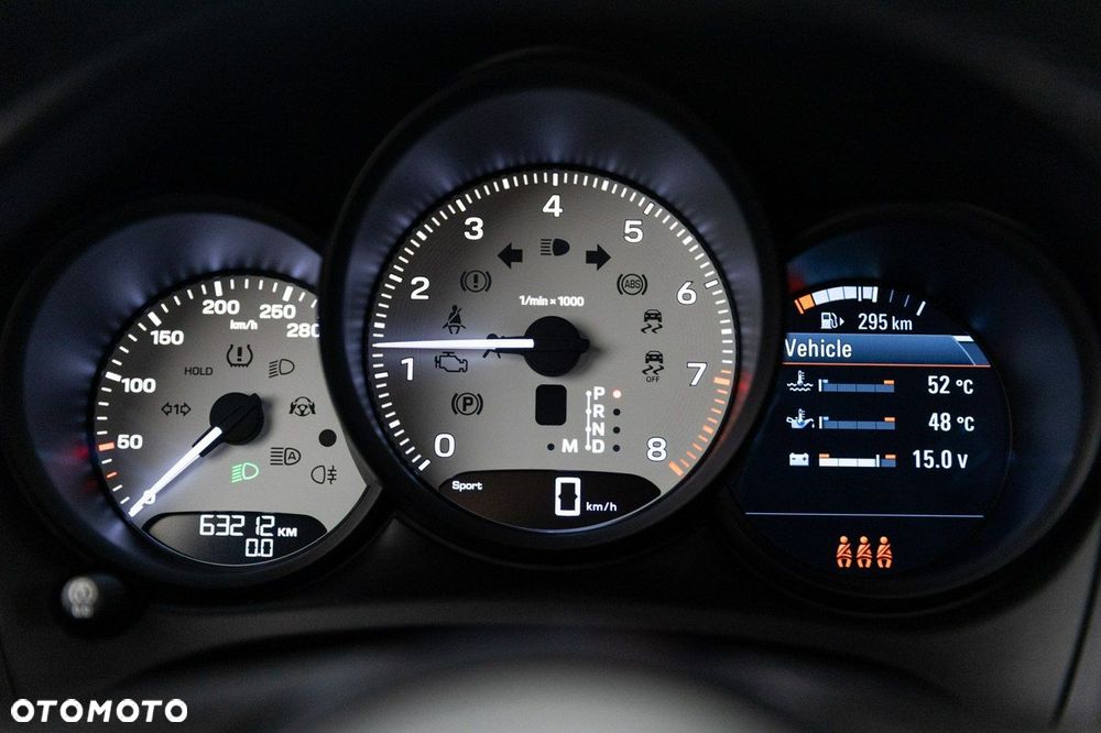 Porsche Macan Standard - 27