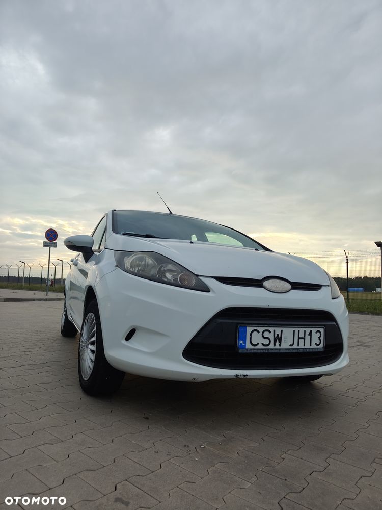 Ford Fiesta 1.4 TDCi Ambiente - 2