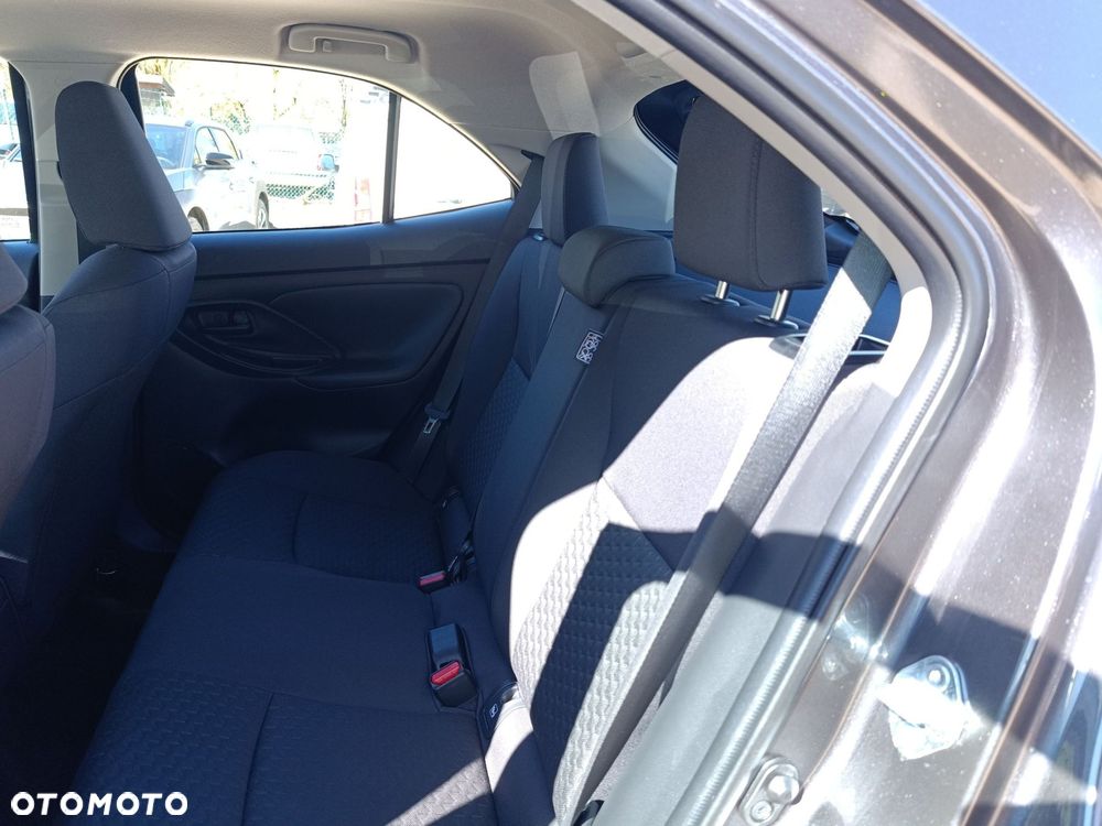 Toyota Yaris Cross Hybrid 1.5 Comfort - 17