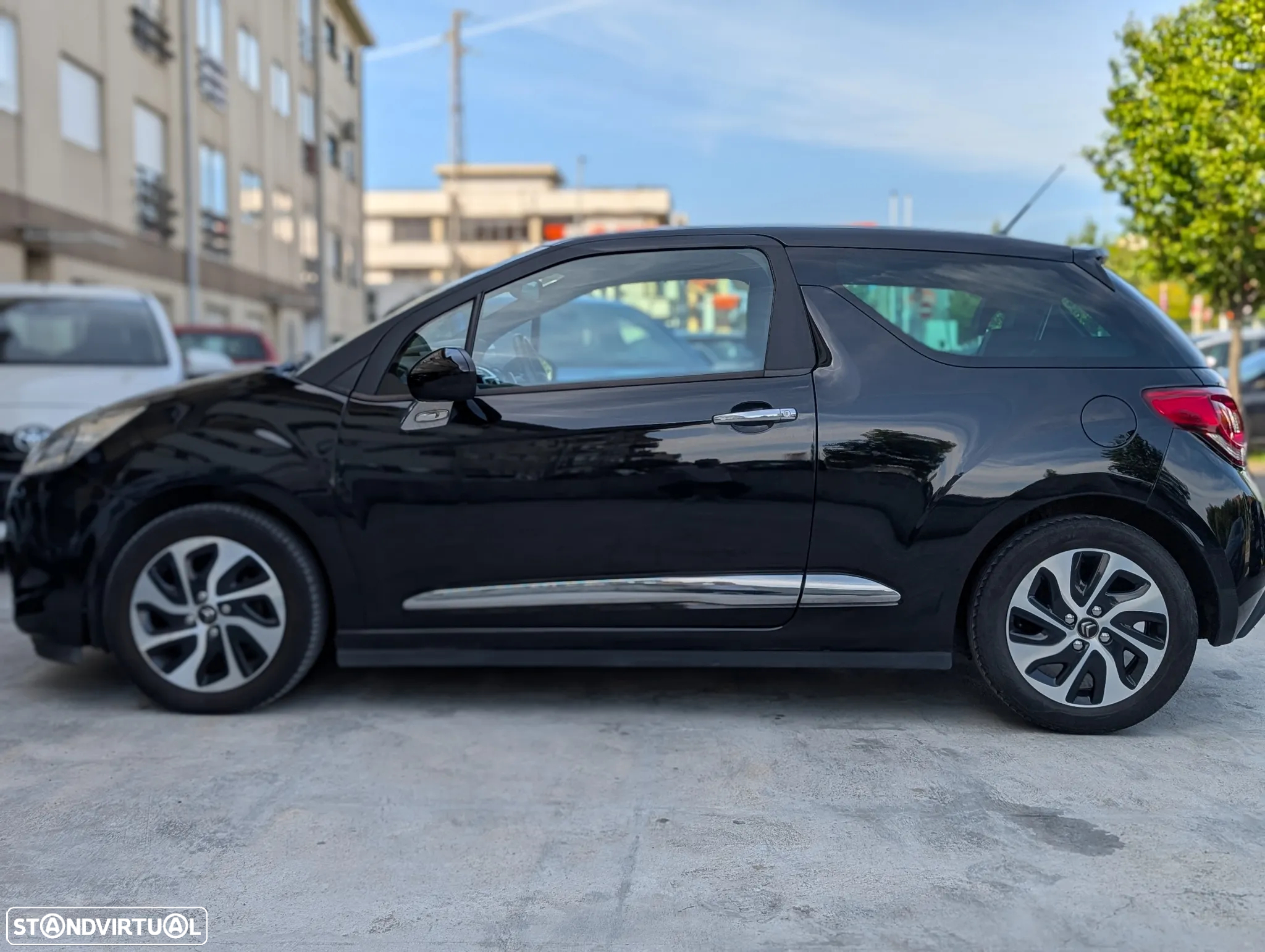 Citroën DS3 1.4 e-HDi Chic CMP - 6