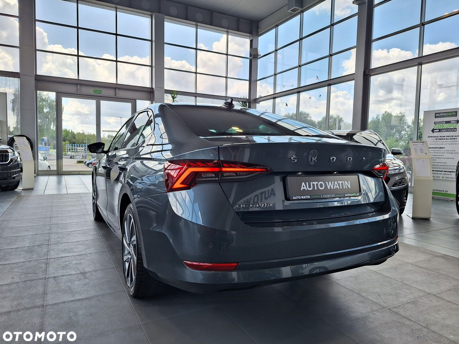 Skoda Octavia 2.0 TDI Style DSG - 2