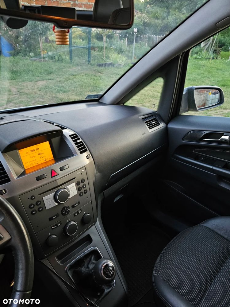 Opel Zafira 1.9 CDTI Cosmo - 11