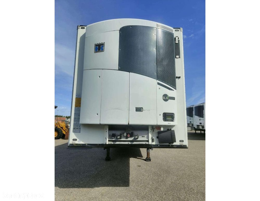 Schmitz Cargobull SKO FP 45 ThermoKing SLXi Spectrum Multitemp with Taillift - 1