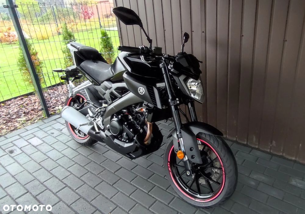 Yamaha MT - 4
