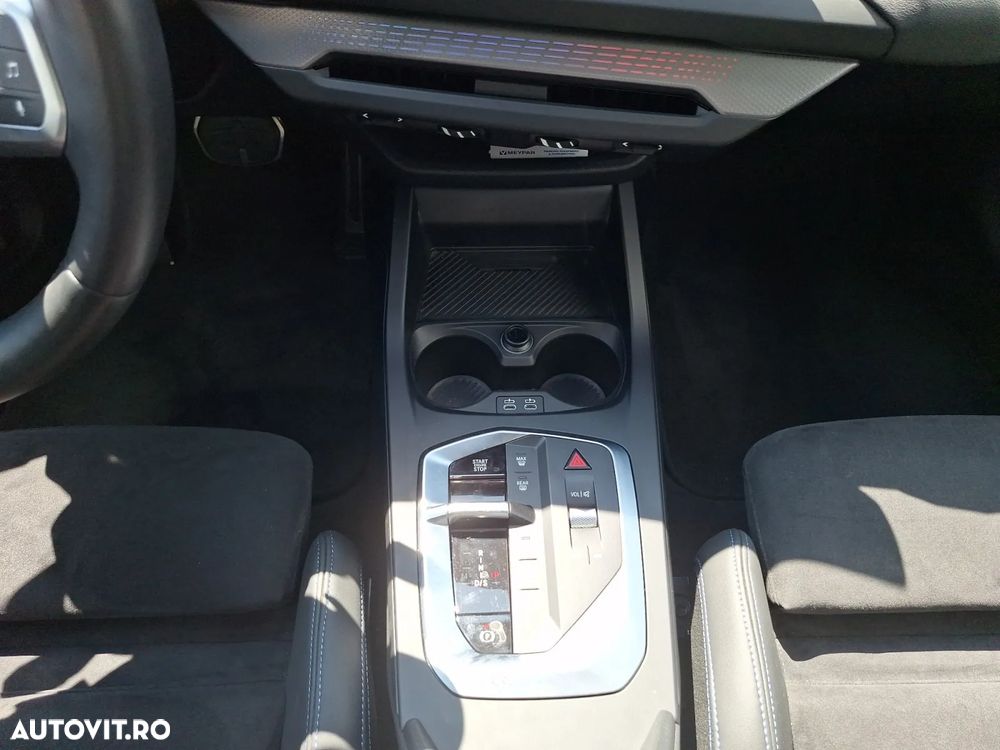 BMW Seria 2 220d AT MHEV - 12