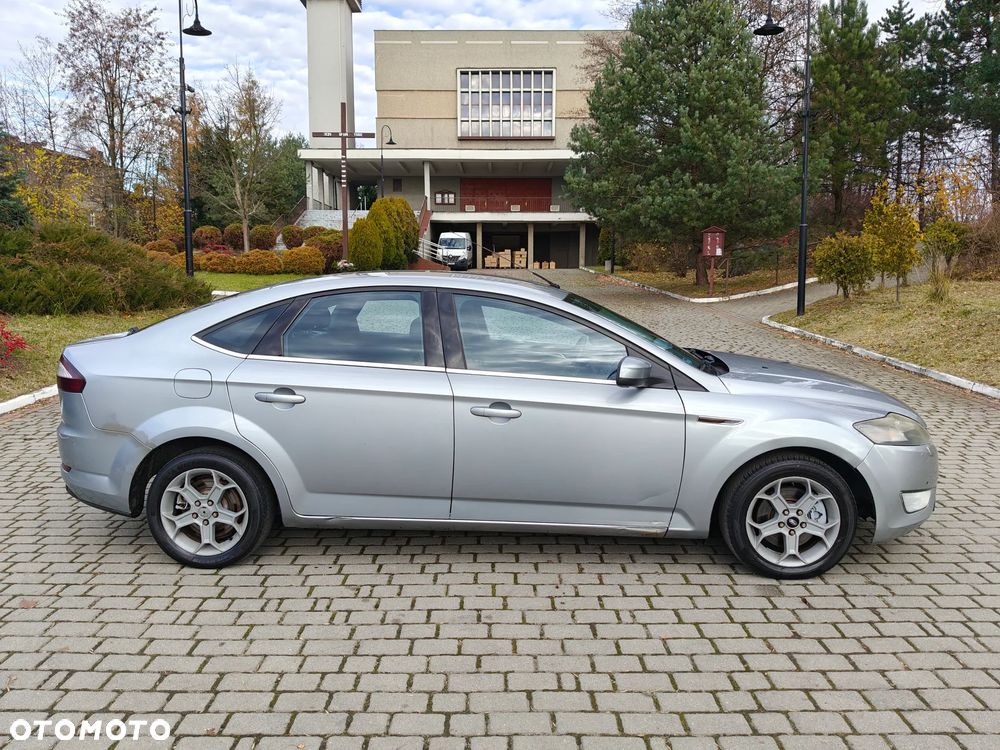 Ford Mondeo 2.0 TDCi DPF Trend - 2