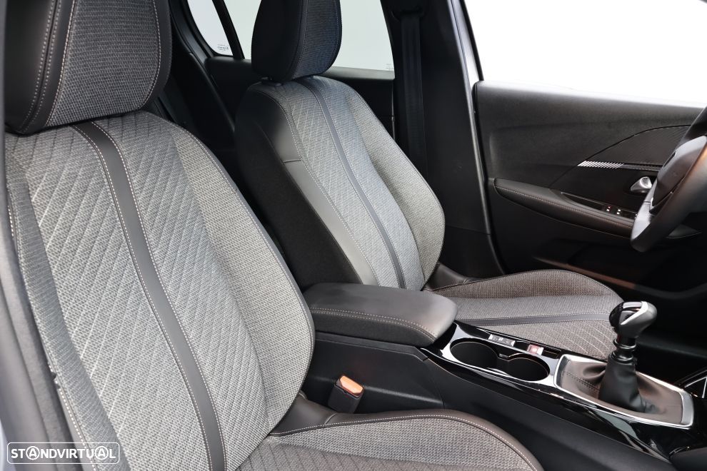 Peugeot 208 1.2 PureTech Allure - 20