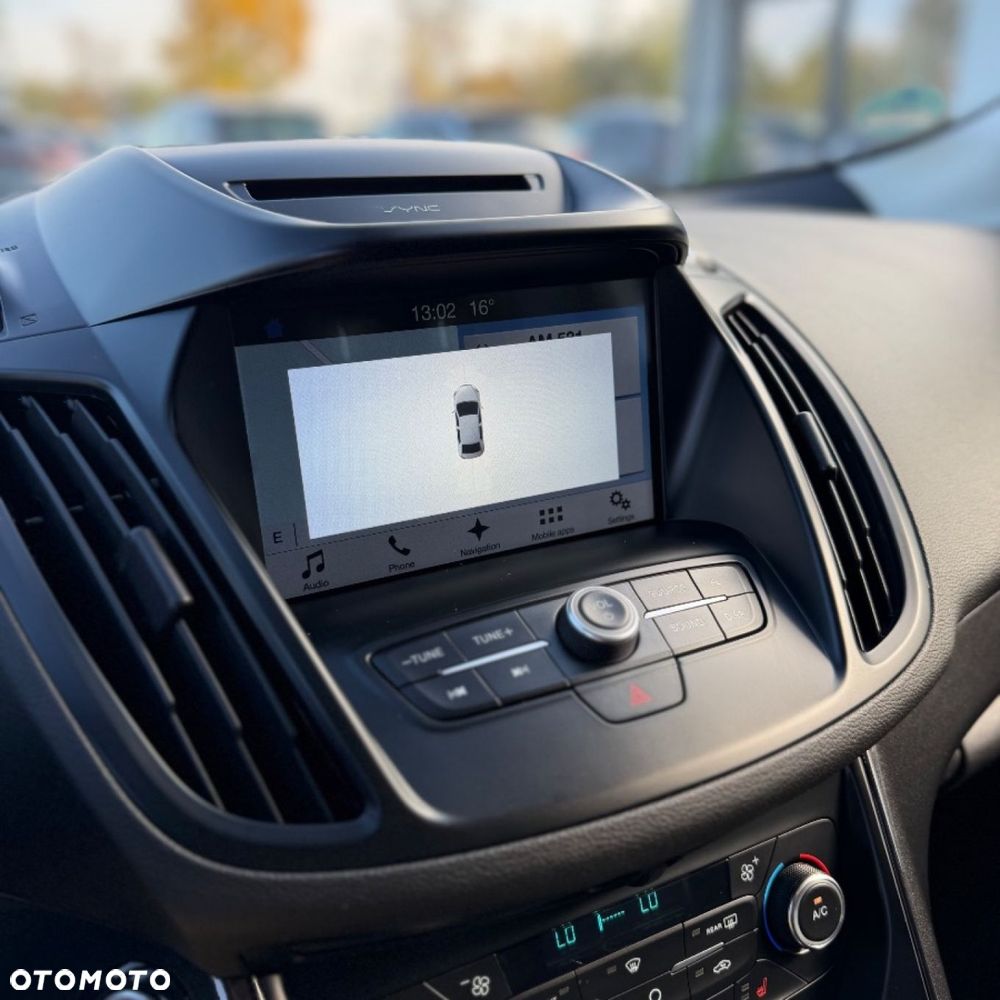 Ford Kuga - 37