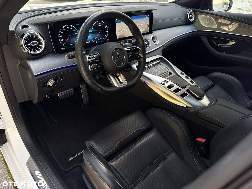 Mercedes-Benz AMG GT - 10