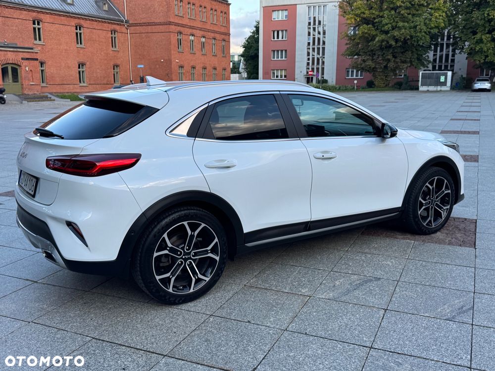 Kia XCeed 1.5 T-GDI L Business Line DCT - 11