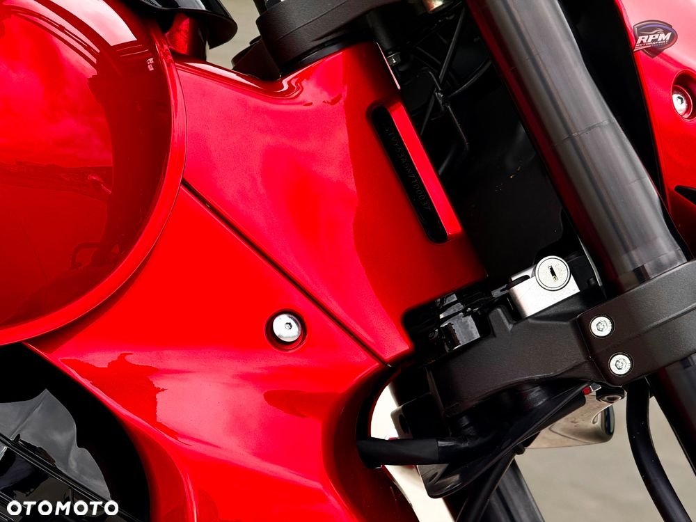 Suzuki Boulevard - 21