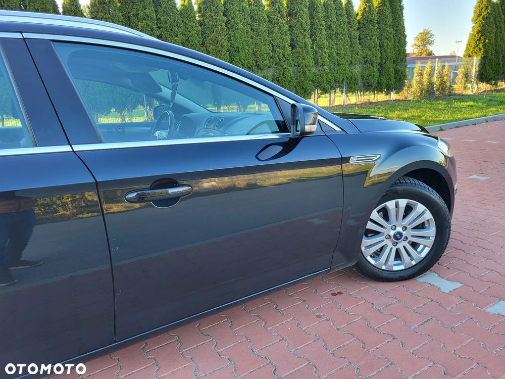 Ford Mondeo 2.0 TDCi Ambiente - 14