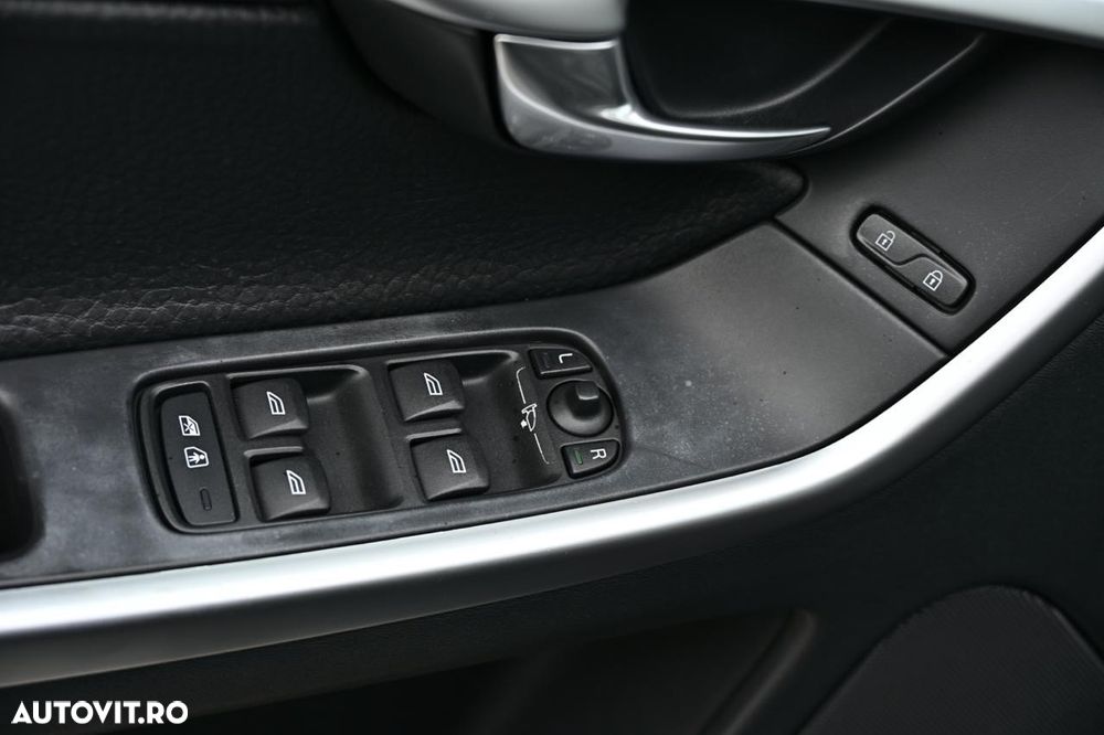 Volvo XC 60 - 34