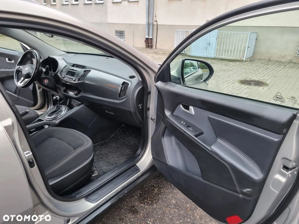 Kia Sportage 2.0 CVVT 2WD Automatik Spirit - 13