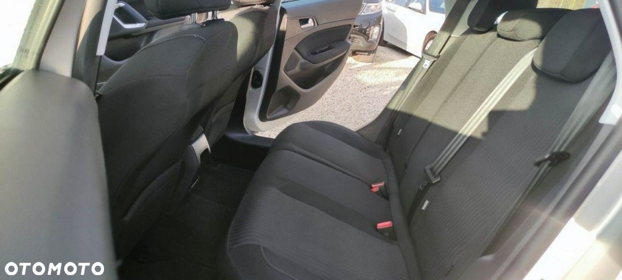 Peugeot 308 - 16