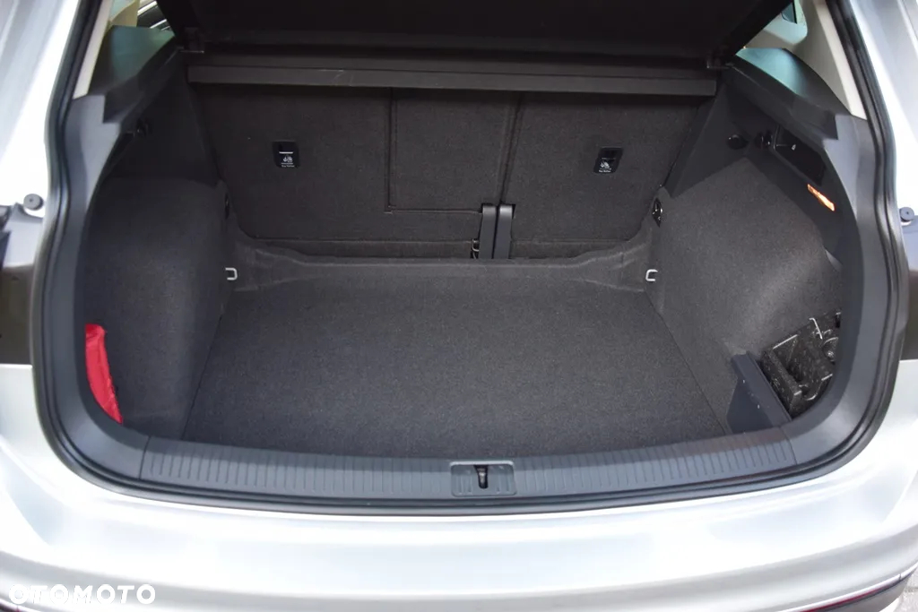 Volkswagen Tiguan 2.0 TDI R-Line DSG - 25
