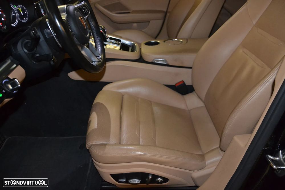 Porsche Panamera Sport Turismo 4 E-Hybrid Platinum Edition - 19