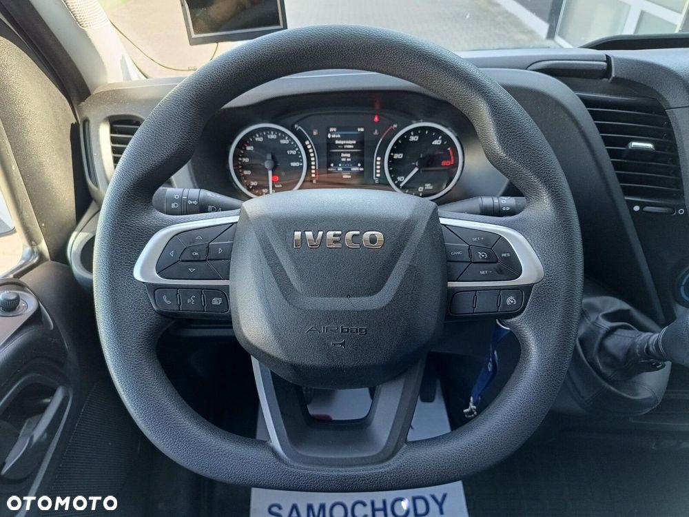 Iveco Daily L4H2 35S18 - 18