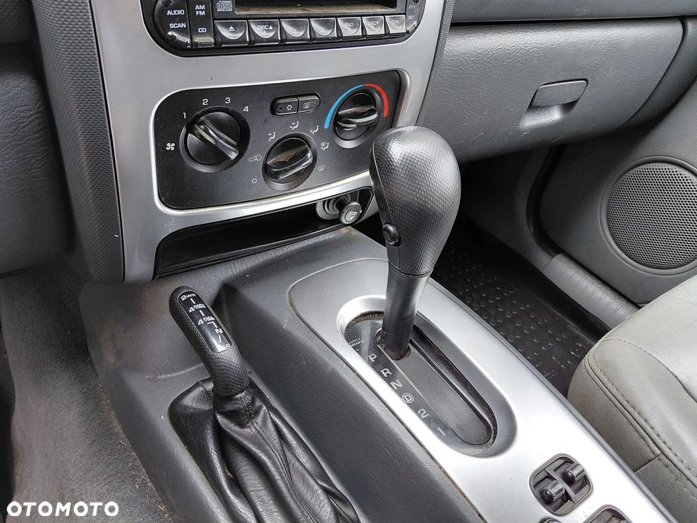 Jeep Cherokee 2.8 CRD Limited - 11