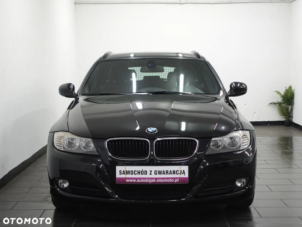 BMW Seria 3 318i Edition Sport - 12
