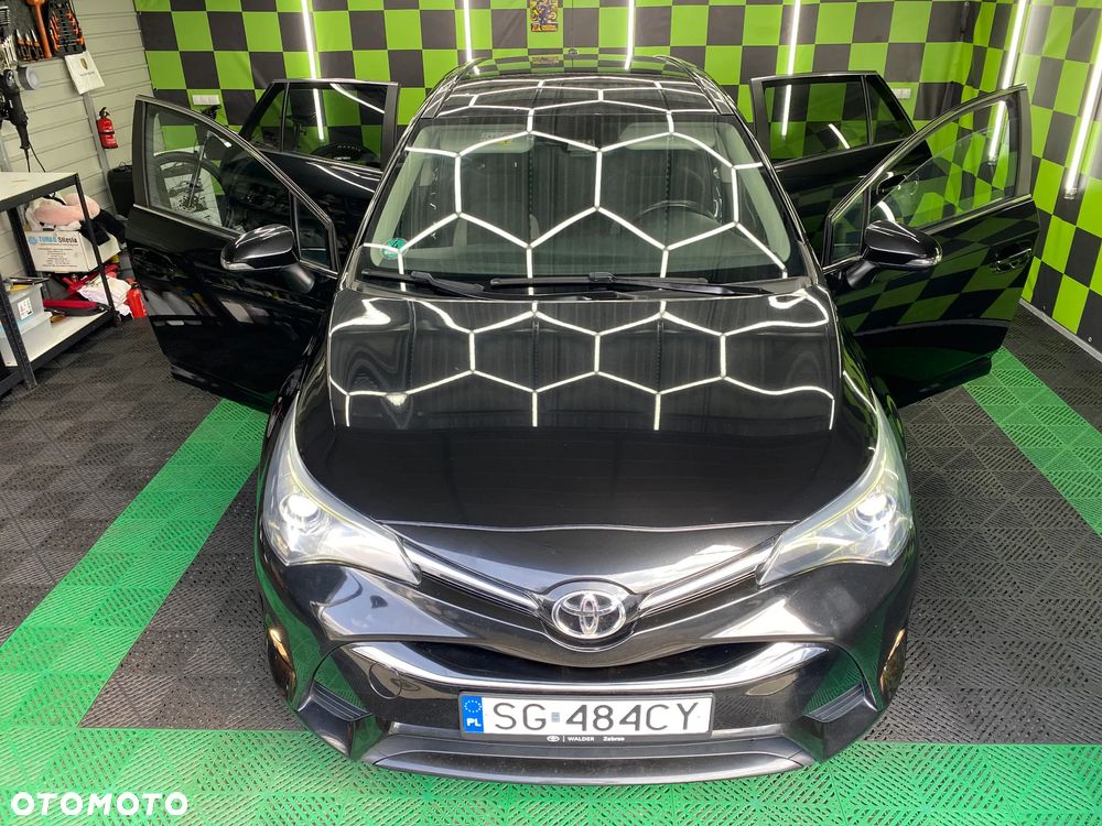 Toyota Avensis 2.0 D-4D Prestige - 6