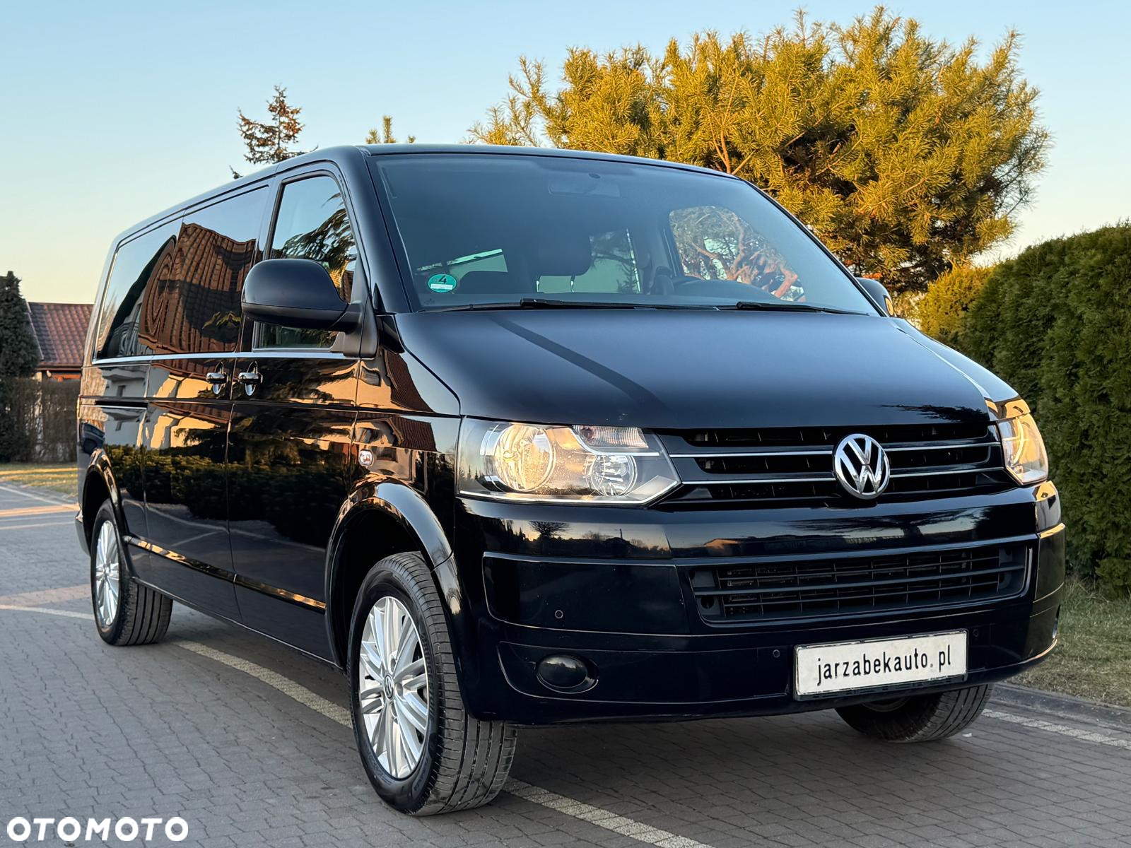 Volkswagen Caravelle - 30