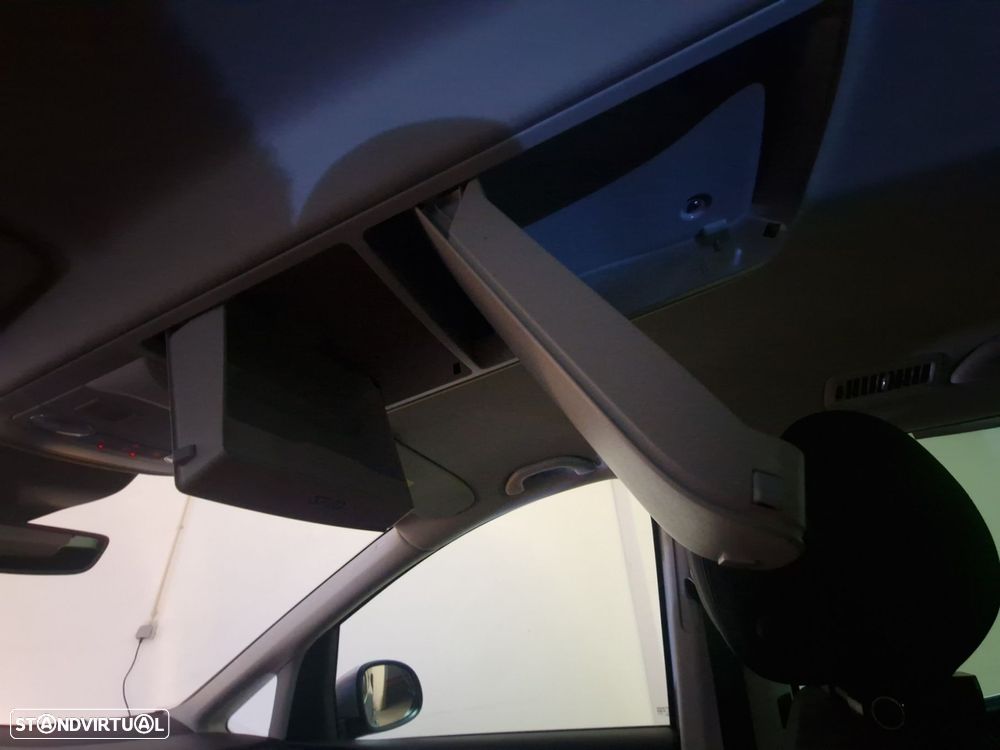 VW Sharan 2.0 TDI Blue Highline - 49