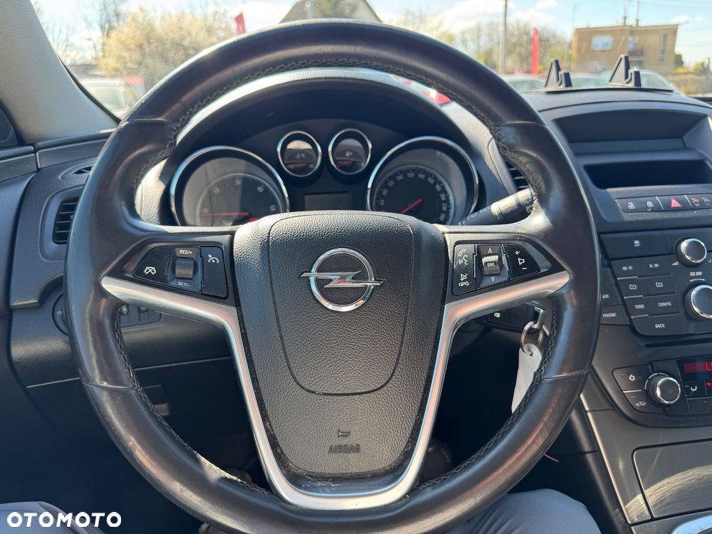 Opel Insignia 2.0 CDTI - 26