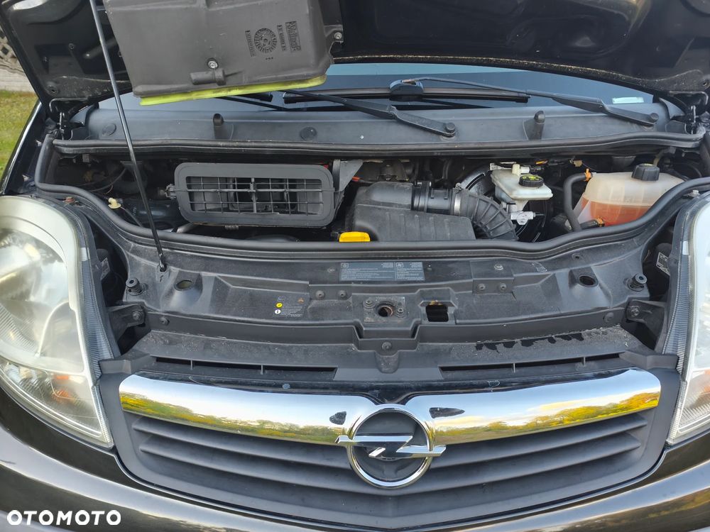 Opel VIVARO - 22