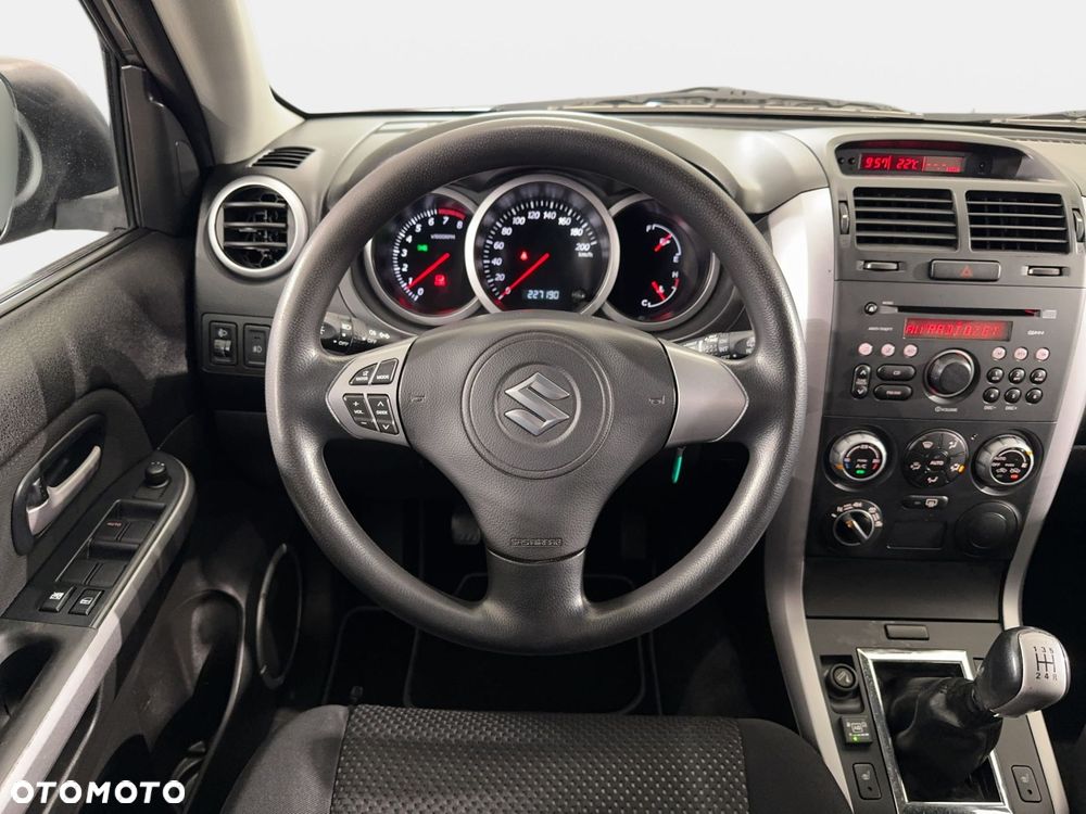 Suzuki Grand Vitara - 16
