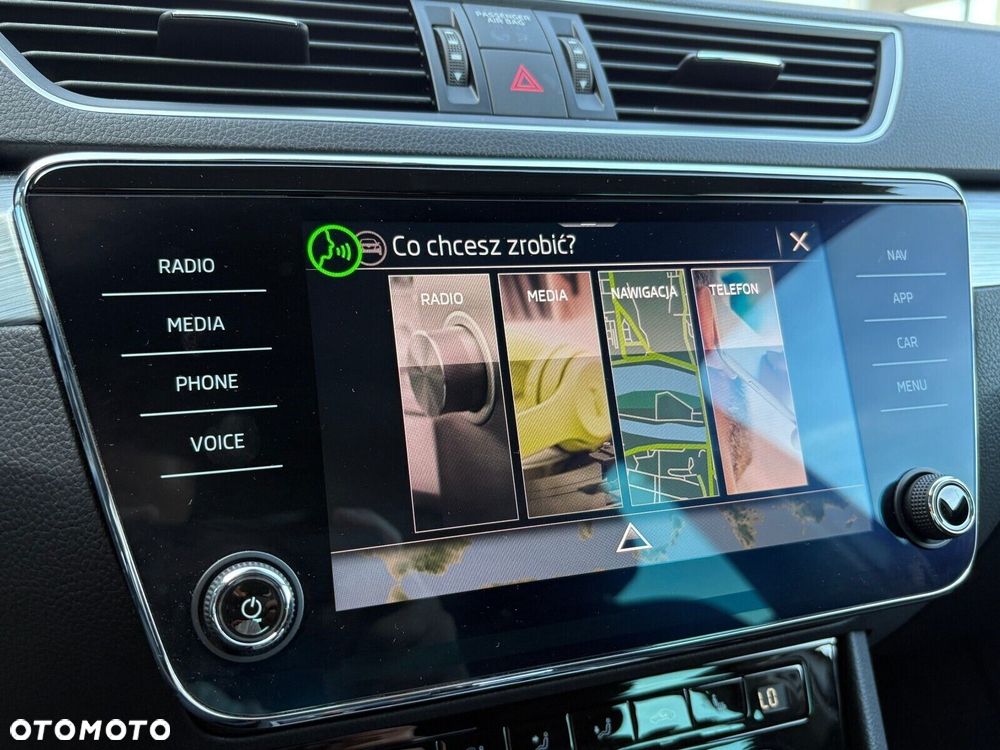 Skoda Superb 1.5 TSI Ambition DSG - 32