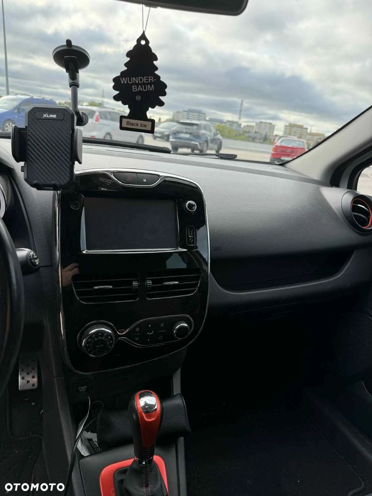 Renault Clio 1.6 R.S 200 EDC - 6