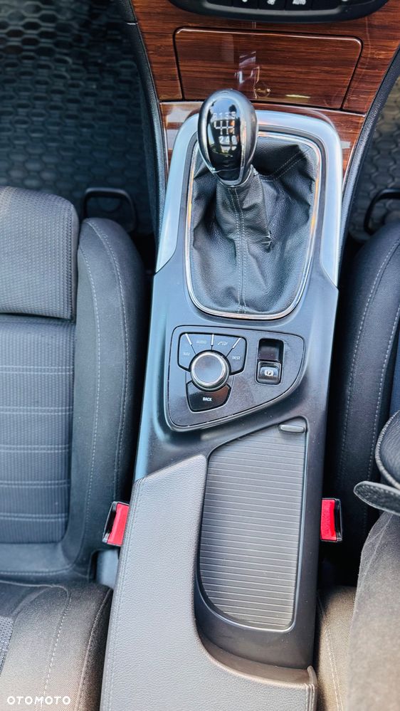 Opel Insignia 2.0 CDTI Edition - 3