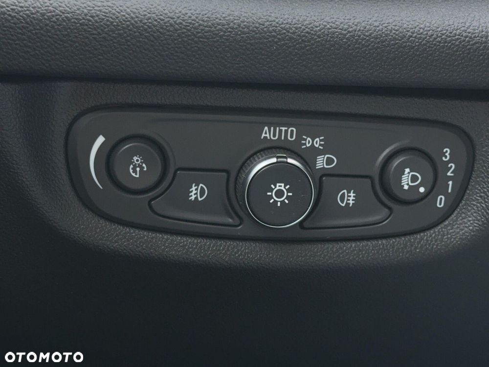 Opel Insignia 2.0 CDTI Elegance S&S - 30