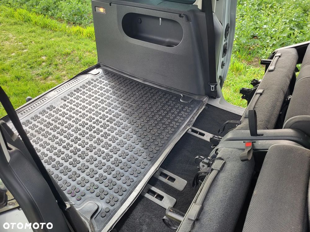 Volkswagen Caddy - 8