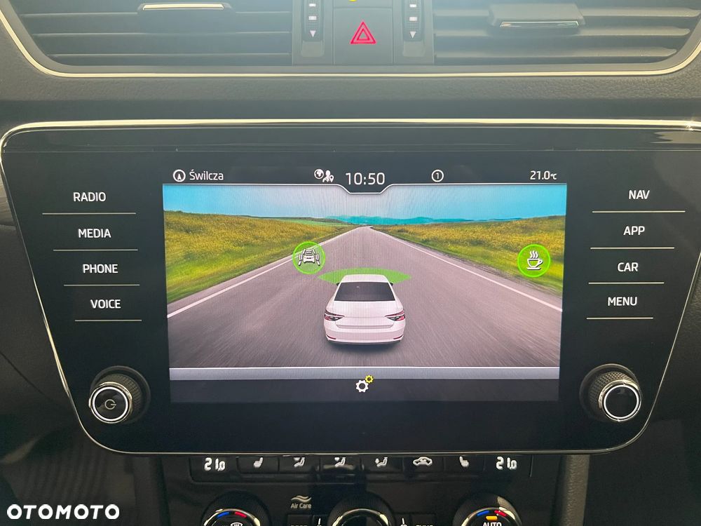 Skoda Superb 2.0 TDI SCR Style DSG - 25