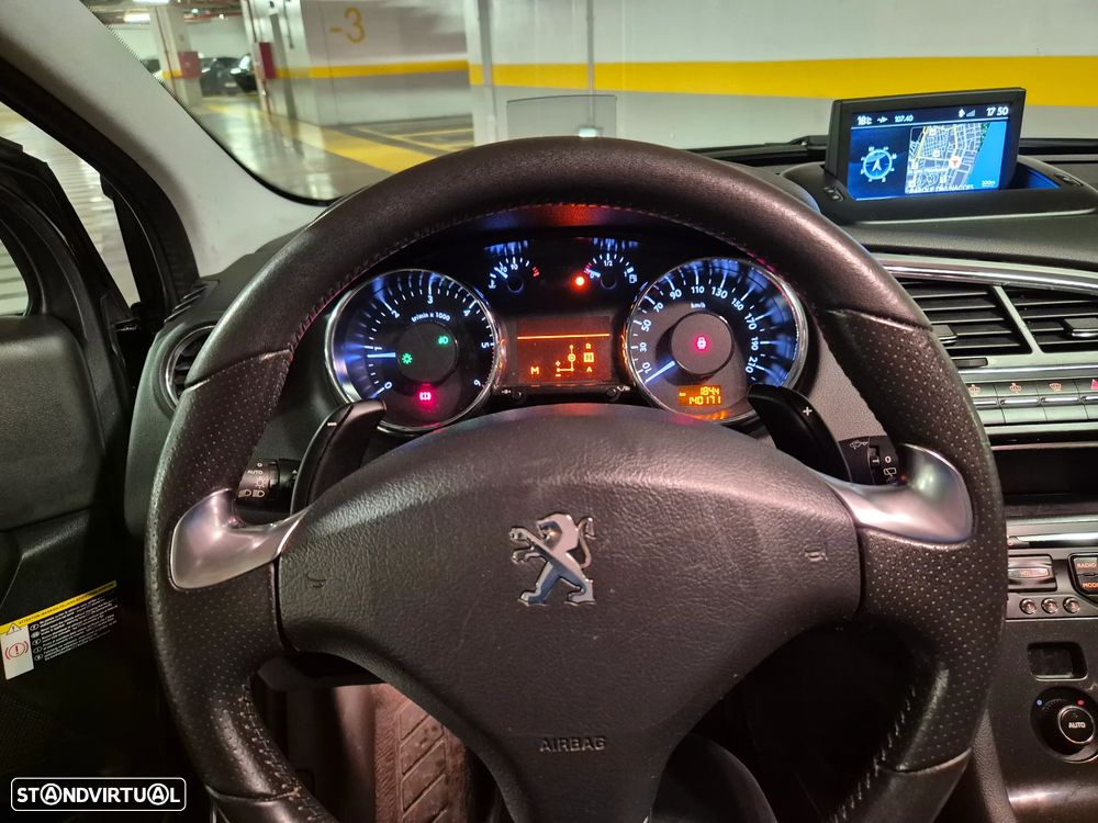 Peugeot 5008 1.6 E-HDi Allure 2-Tronic - 25