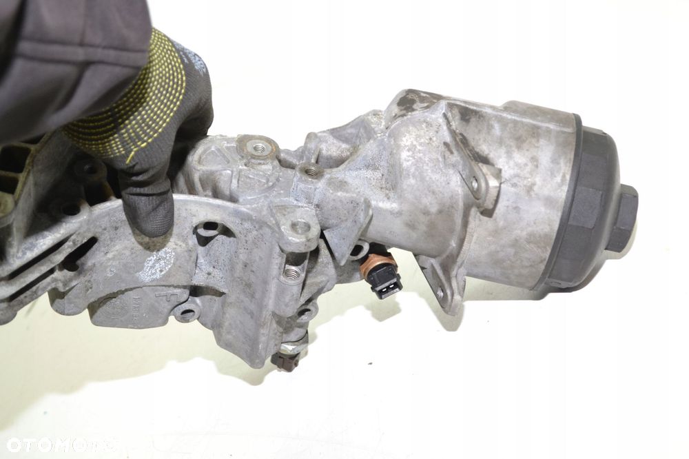 OBUDOWA PODSTAWA FILTRA OLEJU BMW E53 E60 E61 E46 E39 2.2 2.5 3.0 M54 M52 - 4