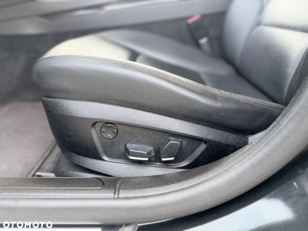 BMW Seria 7 ActiveHybrid L - 13